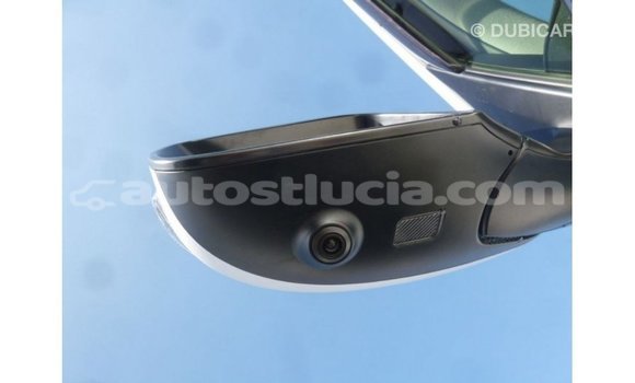 Buy Import Toyota Land Cruiser White Car in Import - Dubai in Anse-la-Raye Buy Import Toyota Land Cruiser White Car in Import - Dubai in Anse-la-Raye