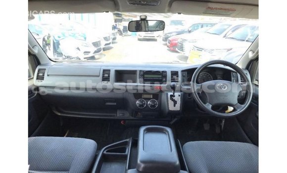 Buy Import Toyota Hiace White Car in Import - Dubai in Anse-la-Raye Buy Import Toyota Hiace White Car in Import - Dubai in Anse-la-Raye