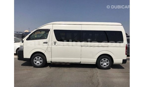Buy Import Toyota Hiace White Car in Import - Dubai in Anse-la-Raye Buy Import Toyota Hiace White Car in Import - Dubai in Anse-la-Raye