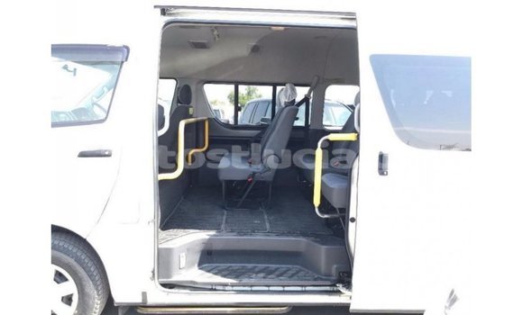 Buy Import Toyota Hiace White Car in Import - Dubai in Anse-la-Raye Buy Import Toyota Hiace White Car in Import - Dubai in Anse-la-Raye