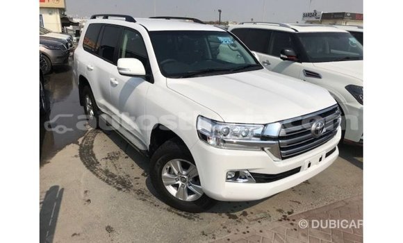 Buy Import Toyota Land Cruiser White Car in Import - Dubai in Anse-la-Raye Buy Import Toyota Land Cruiser White Car in Import - Dubai in Anse-la-Raye