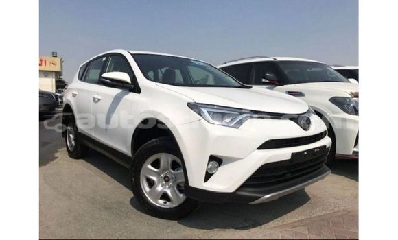 Buy Import Toyota 4Runner White Car in Import - Dubai in Anse-la-Raye Buy Import Toyota 4Runner White Car in Import - Dubai in Anse-la-Raye