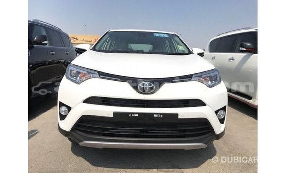 Buy Import Toyota 4Runner White Car in Import - Dubai in Anse-la-Raye Buy Import Toyota 4Runner White Car in Import - Dubai in Anse-la-Raye