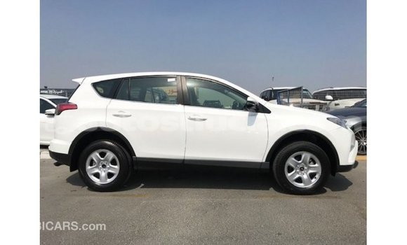 Buy Import Toyota 4Runner White Car in Import - Dubai in Anse-la-Raye Buy Import Toyota 4Runner White Car in Import - Dubai in Anse-la-Raye