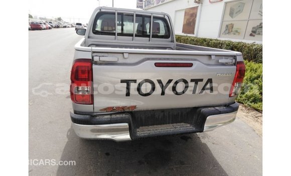 Acheter Import Voiture Toyota Hilux Autre à Import - Dubai, Anse-la-Raye Acheter Import Voiture Toyota Hilux Autre à Import - Dubai, Anse-la-Raye