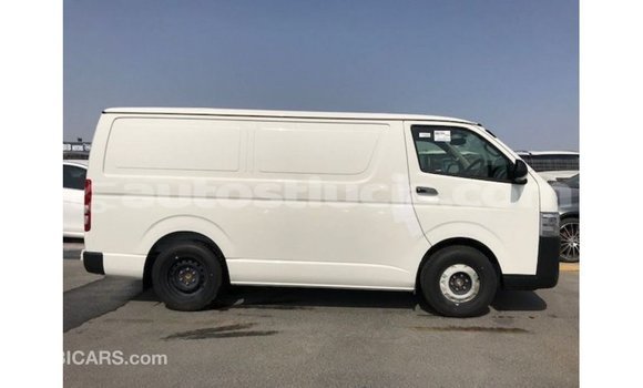 Buy Import Toyota Hiace White Car in Import - Dubai in Anse-la-Raye Buy Import Toyota Hiace White Car in Import - Dubai in Anse-la-Raye
