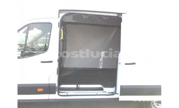 Acheter Import Voiture Ford Club Wagon Blanc à Import - Dubai, Anse-la-Raye Acheter Import Voiture Ford Club Wagon Blanc à Import - Dubai, Anse-la-Raye