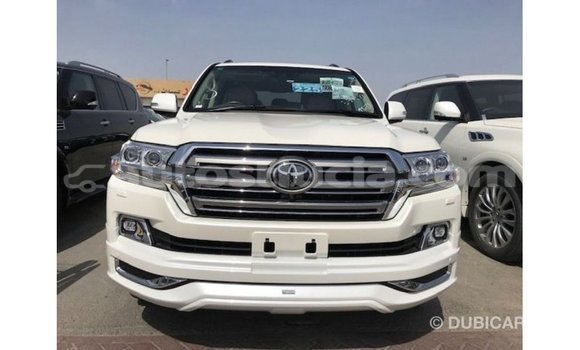 Buy Import Toyota Land Cruiser White Car in Import - Dubai in Anse-la-Raye Buy Import Toyota Land Cruiser White Car in Import - Dubai in Anse-la-Raye