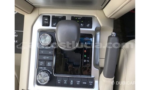 Buy Import Toyota Land Cruiser White Car in Import - Dubai in Anse-la-Raye Buy Import Toyota Land Cruiser White Car in Import - Dubai in Anse-la-Raye
