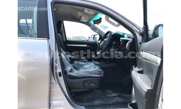 Buy Import Toyota Hilux Other Car in Import - Dubai in Anse-la-Raye Buy Import Toyota Hilux Other Car in Import - Dubai in Anse-la-Raye