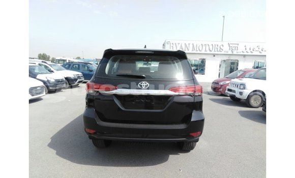 Acheter Import Voiture Toyota Fortuner Noir à Import - Dubai, Anse-la-Raye Acheter Import Voiture Toyota Fortuner Noir à Import - Dubai, Anse-la-Raye