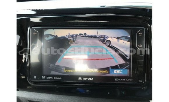 Buy Import Toyota Hilux Black Car in Import - Dubai in Anse-la-Raye Buy Import Toyota Hilux Black Car in Import - Dubai in Anse-la-Raye