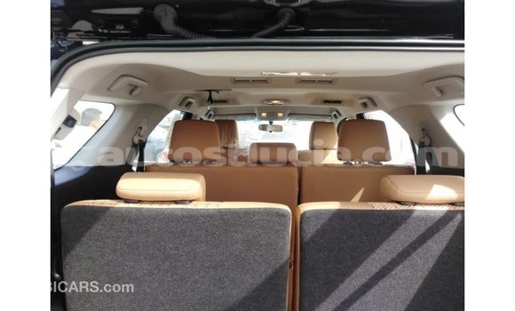 Acheter Import Voiture Toyota Fortuner Noir à Import - Dubai, Anse-la-Raye Acheter Import Voiture Toyota Fortuner Noir à Import - Dubai, Anse-la-Raye