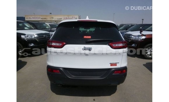 Buy Import Jeep Cherokee White Car in Import - Dubai in Anse-la-Raye Buy Import Jeep Cherokee White Car in Import - Dubai in Anse-la-Raye