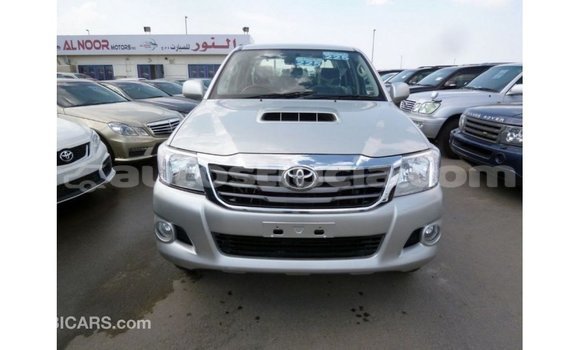 Buy Import Toyota Hilux Other Car in Import - Dubai in Anse-la-Raye Buy Import Toyota Hilux Other Car in Import - Dubai in Anse-la-Raye