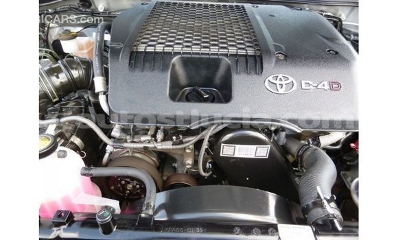 Buy Import Toyota Hilux Other Car in Import - Dubai in Anse-la-Raye Buy Import Toyota Hilux Other Car in Import - Dubai in Anse-la-Raye
