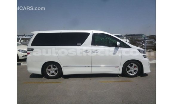 Buy Import Toyota Vellfire White Car in Import - Dubai in Anse-la-Raye Buy Import Toyota Vellfire White Car in Import - Dubai in Anse-la-Raye