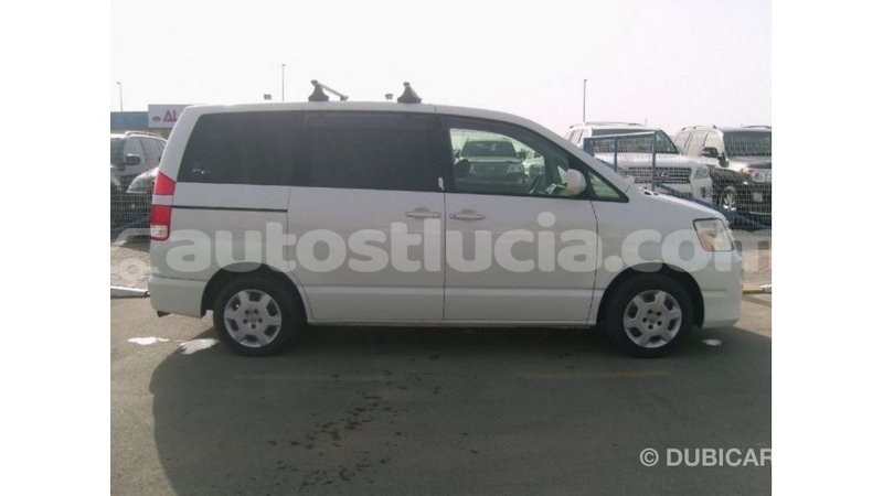 Big with watermark toyota noah anse la raye import dubai 2227