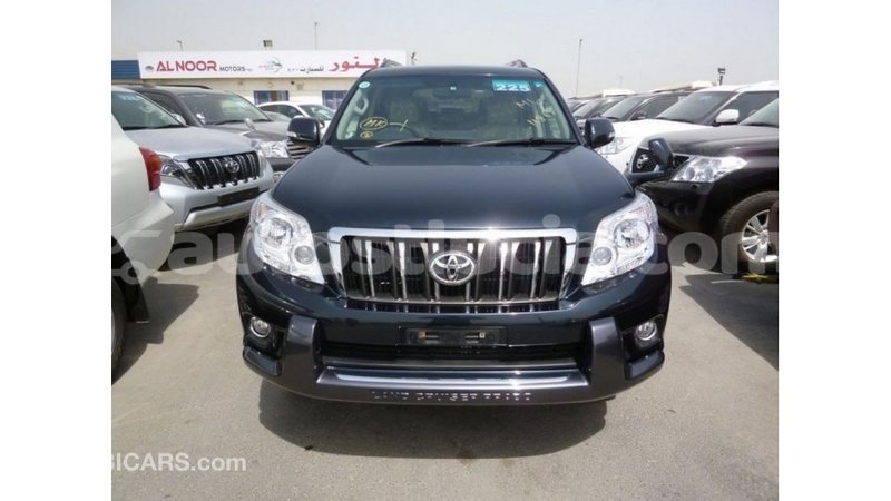 Big with watermark toyota prado anse la raye import dubai 2235