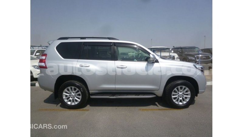 Big with watermark toyota prado anse la raye import dubai 2236