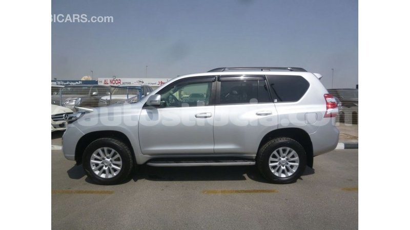 Big with watermark toyota prado anse la raye import dubai 2236