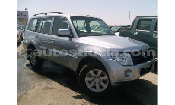 Acheter Import Voiture Mitsubishi Pajero Autre à Import - Dubai, Anse-la-Raye Acheter Import Voiture Mitsubishi Pajero Autre à Import - Dubai, Anse-la-Raye