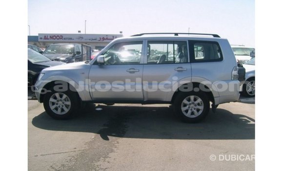 Acheter Import Voiture Mitsubishi Pajero Autre à Import - Dubai, Anse-la-Raye Acheter Import Voiture Mitsubishi Pajero Autre à Import - Dubai, Anse-la-Raye