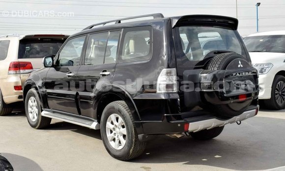 Acheter Import Voiture Mitsubishi Pajero Noir à Import - Dubai, Anse-la-Raye Acheter Import Voiture Mitsubishi Pajero Noir à Import - Dubai, Anse-la-Raye