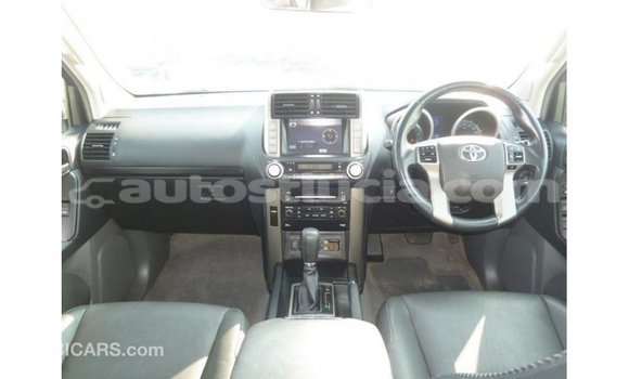 Buy Import Toyota Prado White Car in Import - Dubai in Anse-la-Raye Buy Import Toyota Prado White Car in Import - Dubai in Anse-la-Raye