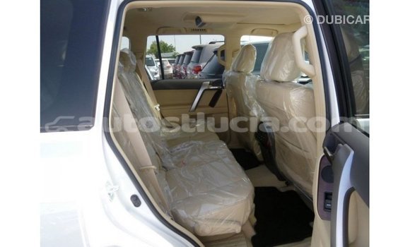 Acheter Import Voiture Toyota Prado Blanc à Import - Dubai, Anse-la-Raye Acheter Import Voiture Toyota Prado Blanc à Import - Dubai, Anse-la-Raye