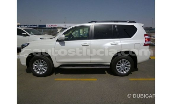 Acheter Import Voiture Toyota Prado Blanc à Import - Dubai, Anse-la-Raye Acheter Import Voiture Toyota Prado Blanc à Import - Dubai, Anse-la-Raye