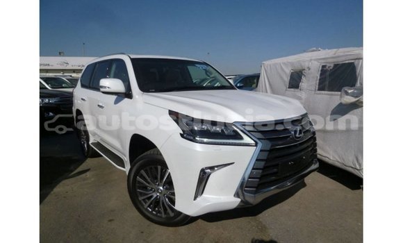 Acheter Import Voiture Lexus LX Blanc à Import - Dubai, Anse-la-Raye Acheter Import Voiture Lexus LX Blanc à Import - Dubai, Anse-la-Raye