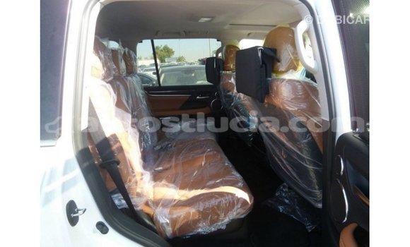 Acheter Import Voiture Lexus LX Blanc à Import - Dubai, Anse-la-Raye Acheter Import Voiture Lexus LX Blanc à Import - Dubai, Anse-la-Raye