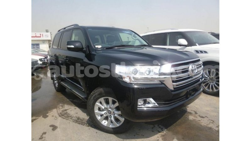 Big with watermark toyota land cruiser anse la raye import dubai 2272