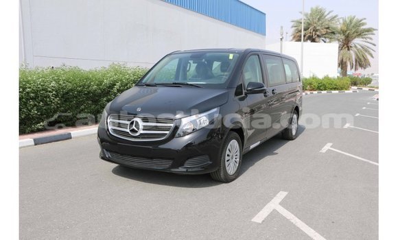 Acheter Import Voiture Mercedes-Benz 250 Noir à Import - Dubai, Anse-la-Raye Acheter Import Voiture Mercedes-Benz 250 Noir à Import - Dubai, Anse-la-Raye