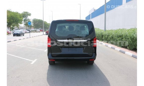 Acheter Import Voiture Mercedes-Benz 250 Noir à Import - Dubai, Anse-la-Raye Acheter Import Voiture Mercedes-Benz 250 Noir à Import - Dubai, Anse-la-Raye