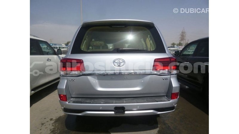 Big with watermark toyota land cruiser anse la raye import dubai 2278
