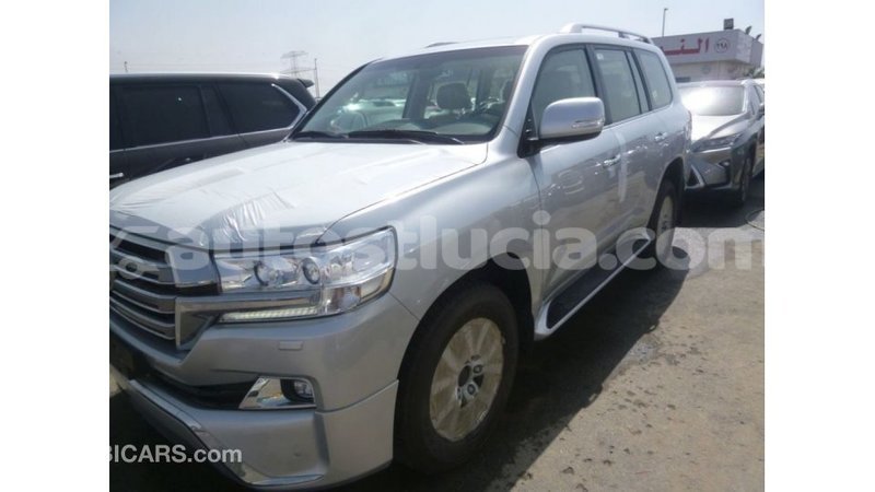 Big with watermark toyota land cruiser anse la raye import dubai 2278