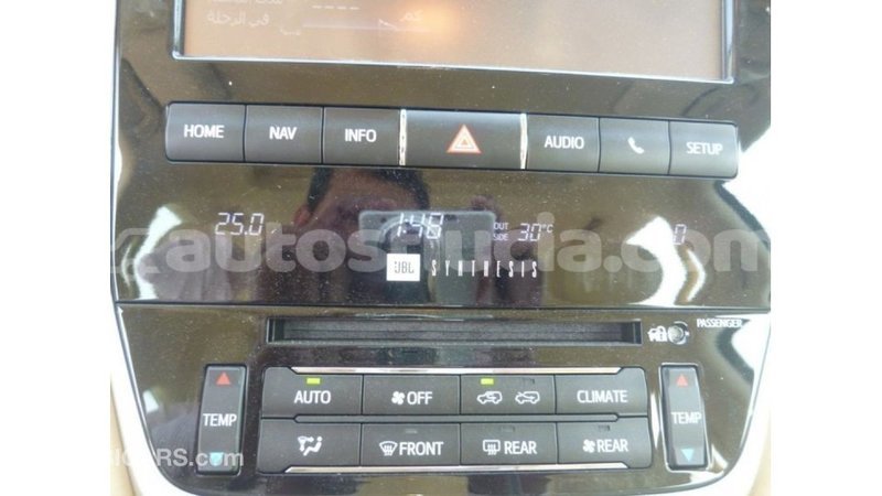 Big with watermark toyota land cruiser anse la raye import dubai 2278