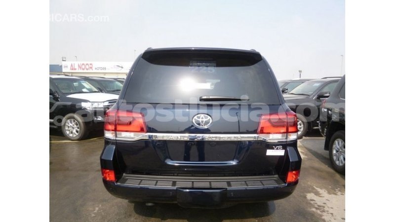 Big with watermark toyota land cruiser anse la raye import dubai 2280