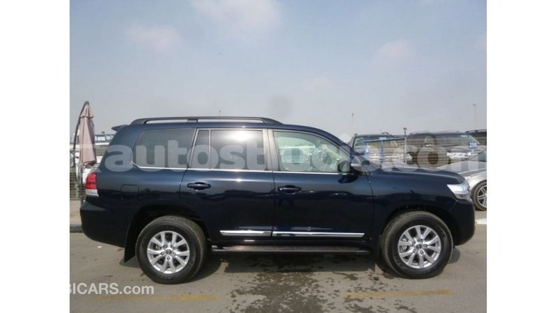 Big with watermark toyota land cruiser anse la raye import dubai 2280