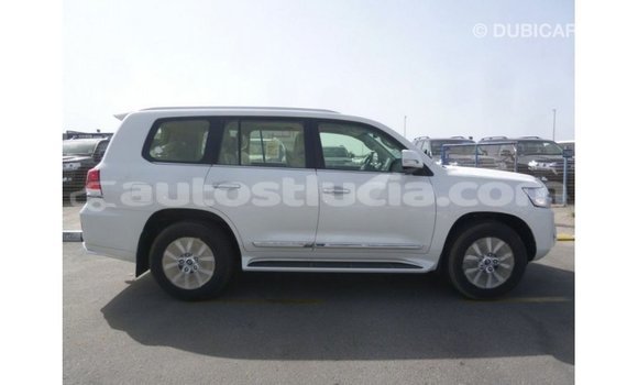 Buy Import Toyota Land Cruiser White Car in Import - Dubai in Anse-la-Raye Buy Import Toyota Land Cruiser White Car in Import - Dubai in Anse-la-Raye