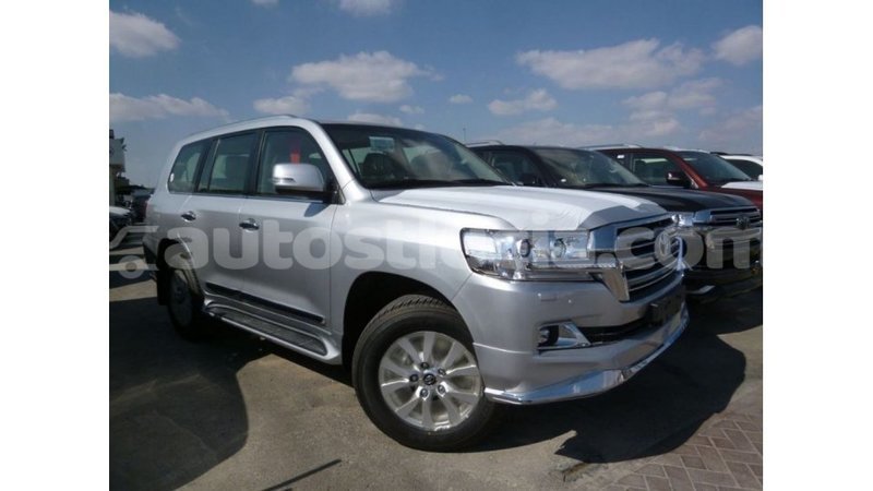 Big with watermark toyota land cruiser anse la raye import dubai 2284