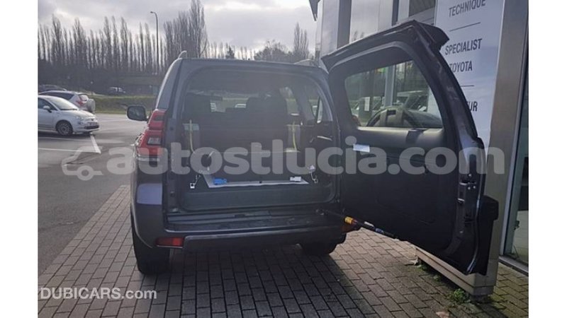 Big with watermark toyota prado anse la raye import dubai 2285