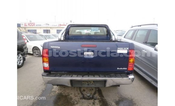 Buy Import Toyota Hilux Blue Car in Import - Dubai in Anse-la-Raye Buy Import Toyota Hilux Blue Car in Import - Dubai in Anse-la-Raye