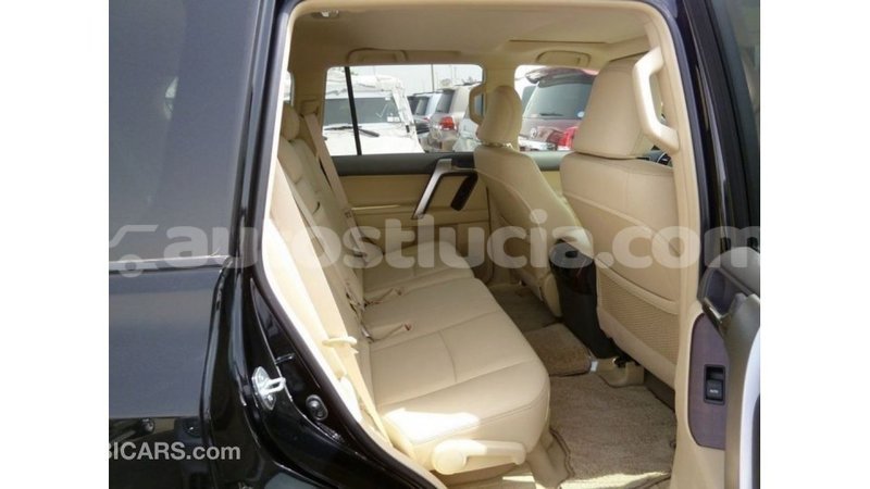 Big with watermark toyota prado anse la raye import dubai 2295