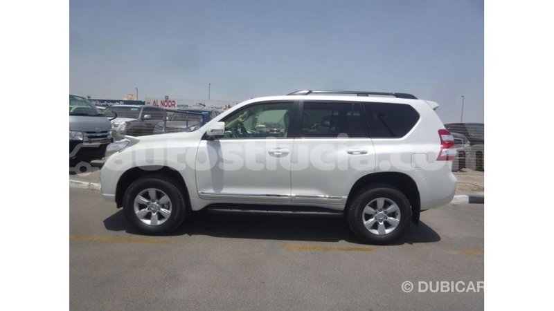 Big with watermark toyota prado anse la raye import dubai 2303