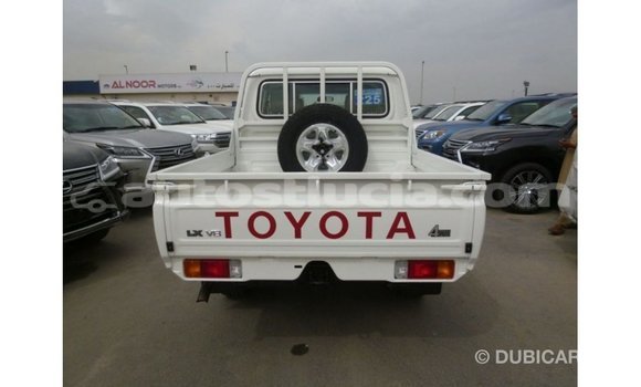 Buy Import Toyota Land Cruiser White Car in Import - Dubai in Anse-la-Raye Buy Import Toyota Land Cruiser White Car in Import - Dubai in Anse-la-Raye