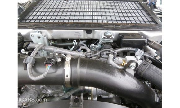 Buy Import Toyota Land Cruiser White Car in Import - Dubai in Anse-la-Raye Buy Import Toyota Land Cruiser White Car in Import - Dubai in Anse-la-Raye