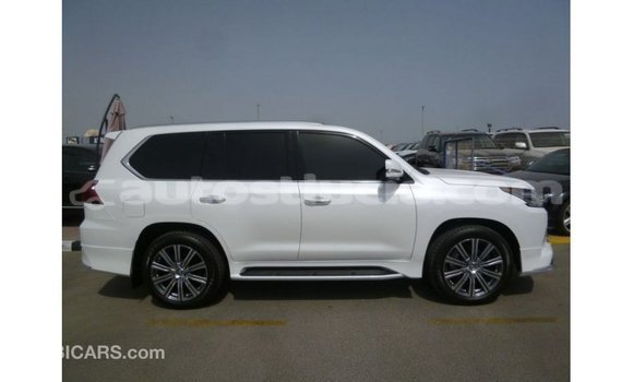 Buy Import Lexus LX White Car in Import - Dubai in Anse-la-Raye Buy Import Lexus LX White Car in Import - Dubai in Anse-la-Raye